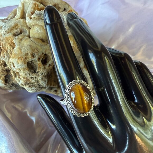 Jewelry - Vintage 800 Silver Tiger’s Eye Ring – Rope & Leaf Detail (Size 8)